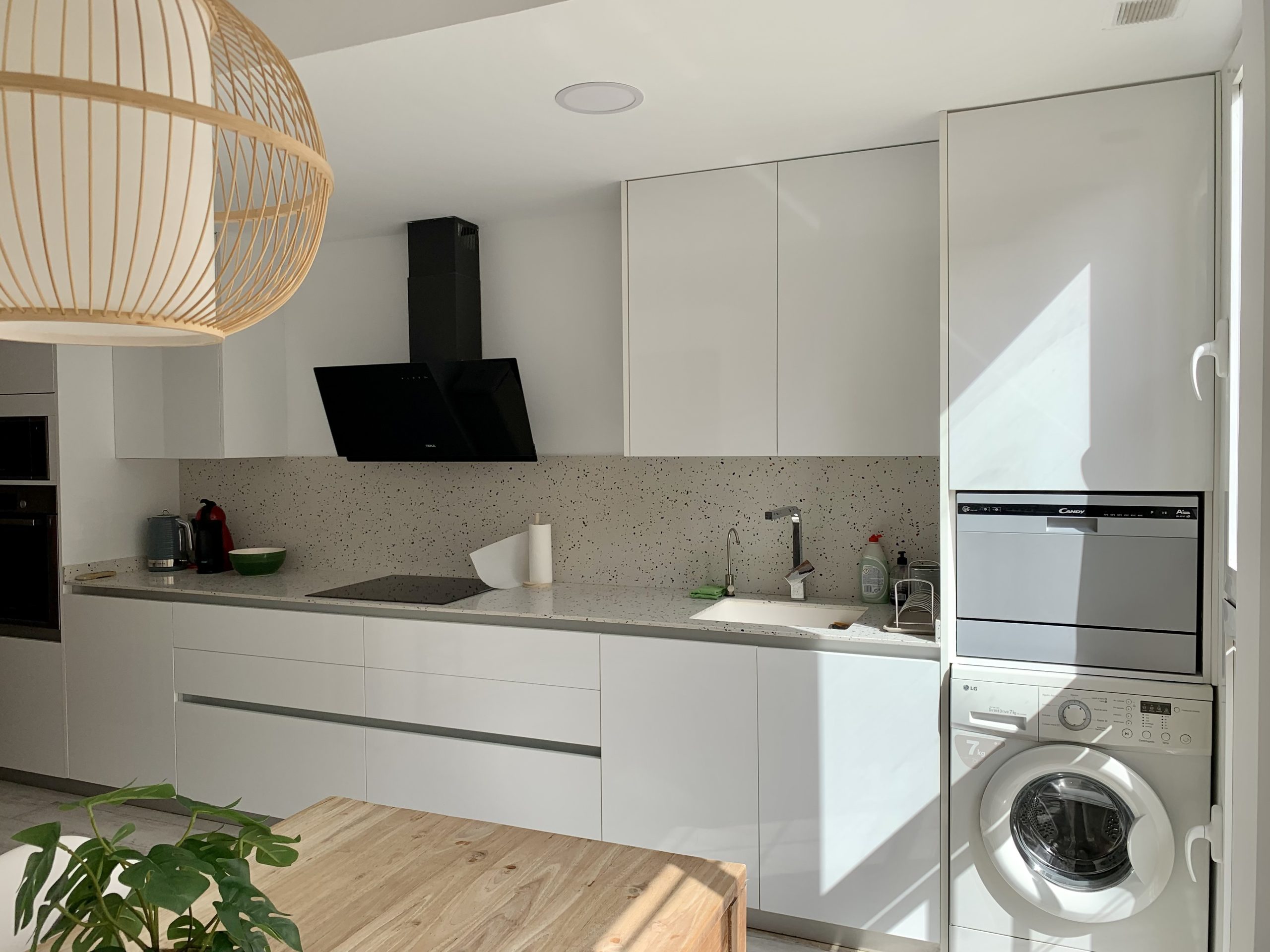 Huma - Modern apartment for rent in Valencia - Kitchen