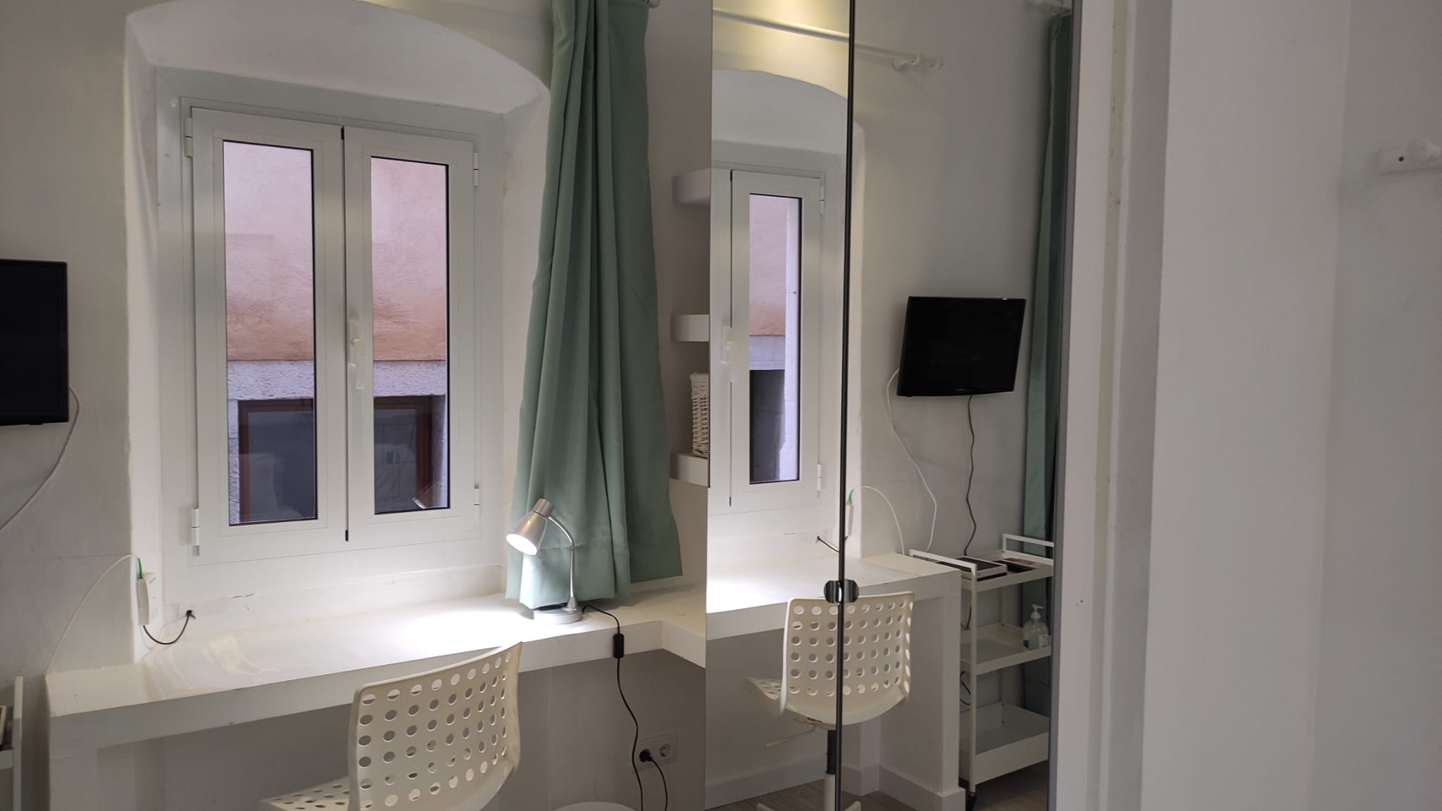 Monec - Furnished flat for rent in Barcelona - Living room