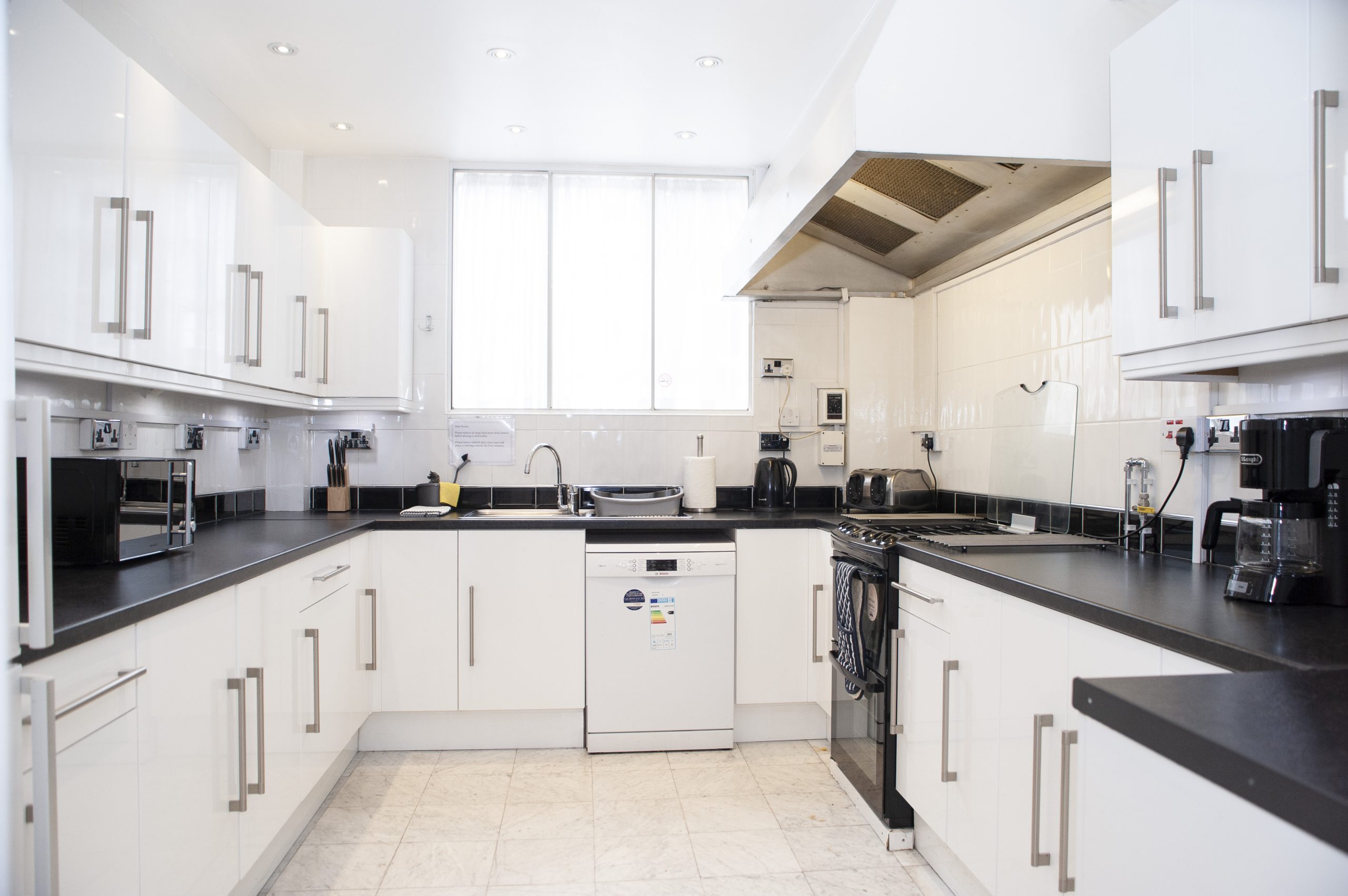 Warren - Luxury flat for rent in London - Kitchen