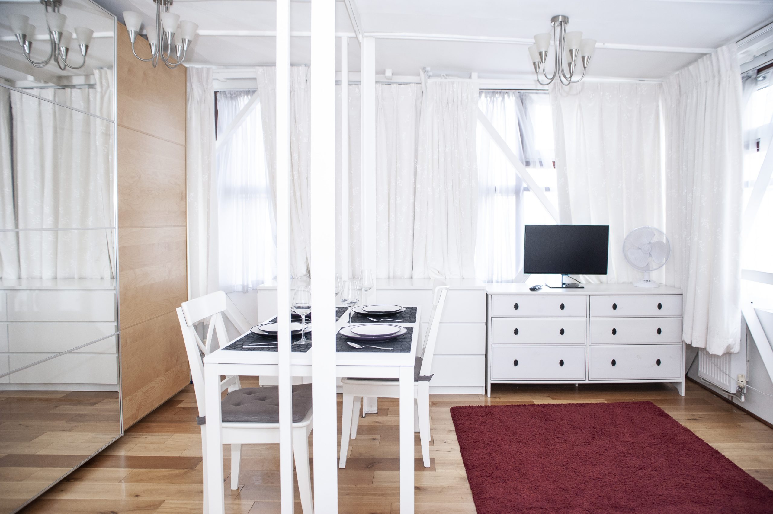 Warren - Luxury flat for rent in London - Living room