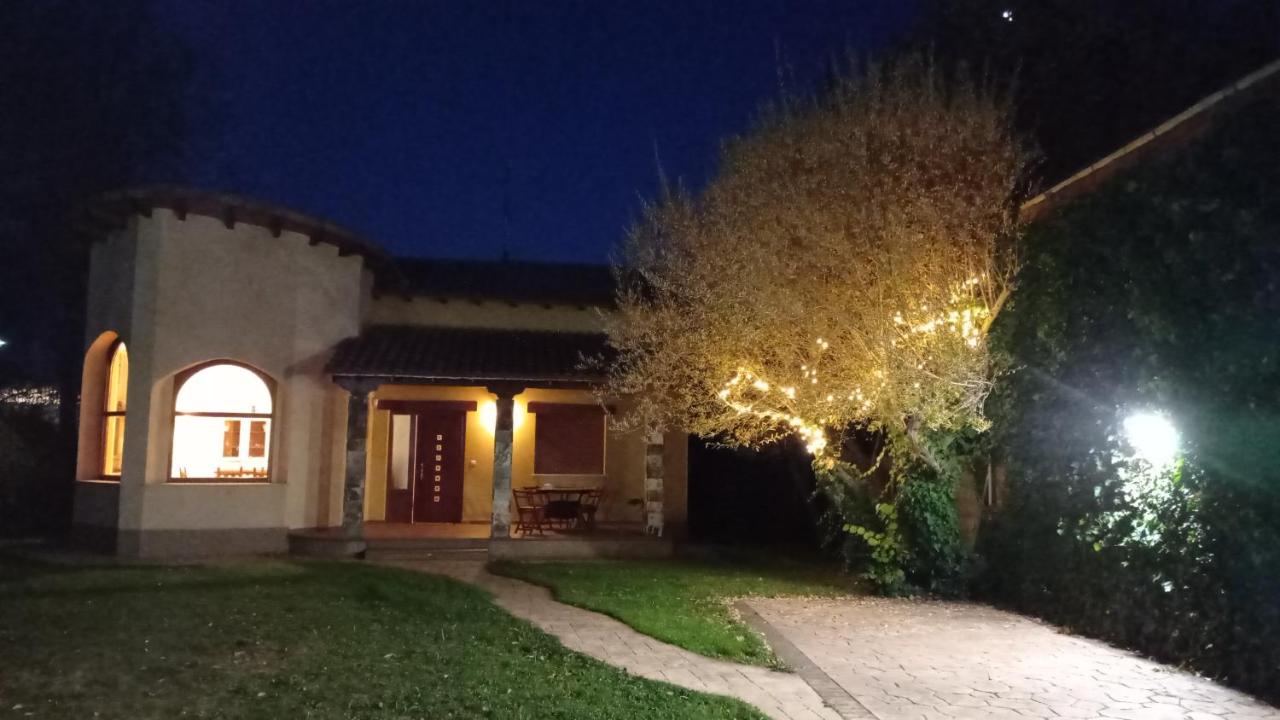 furnished house for rent in Villaturiel - House