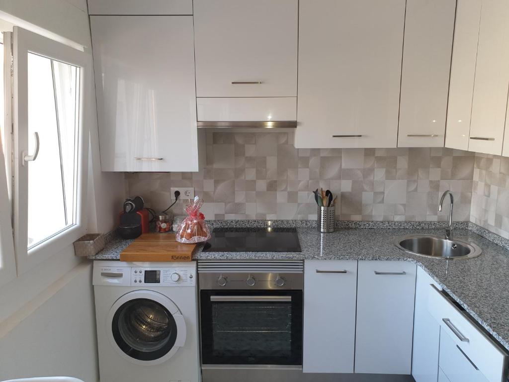 Amistad - Furnished apartment for rent in Aviles - Kitchen
