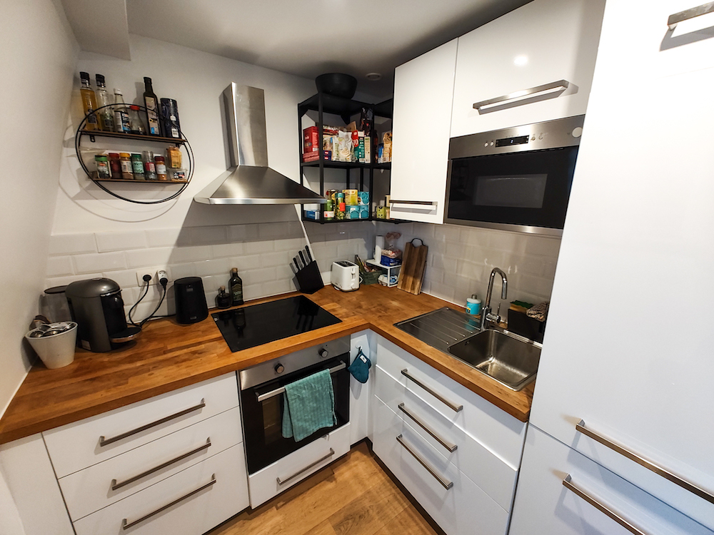 Paduwa Furnished apartment for expats in Brussels kitchen