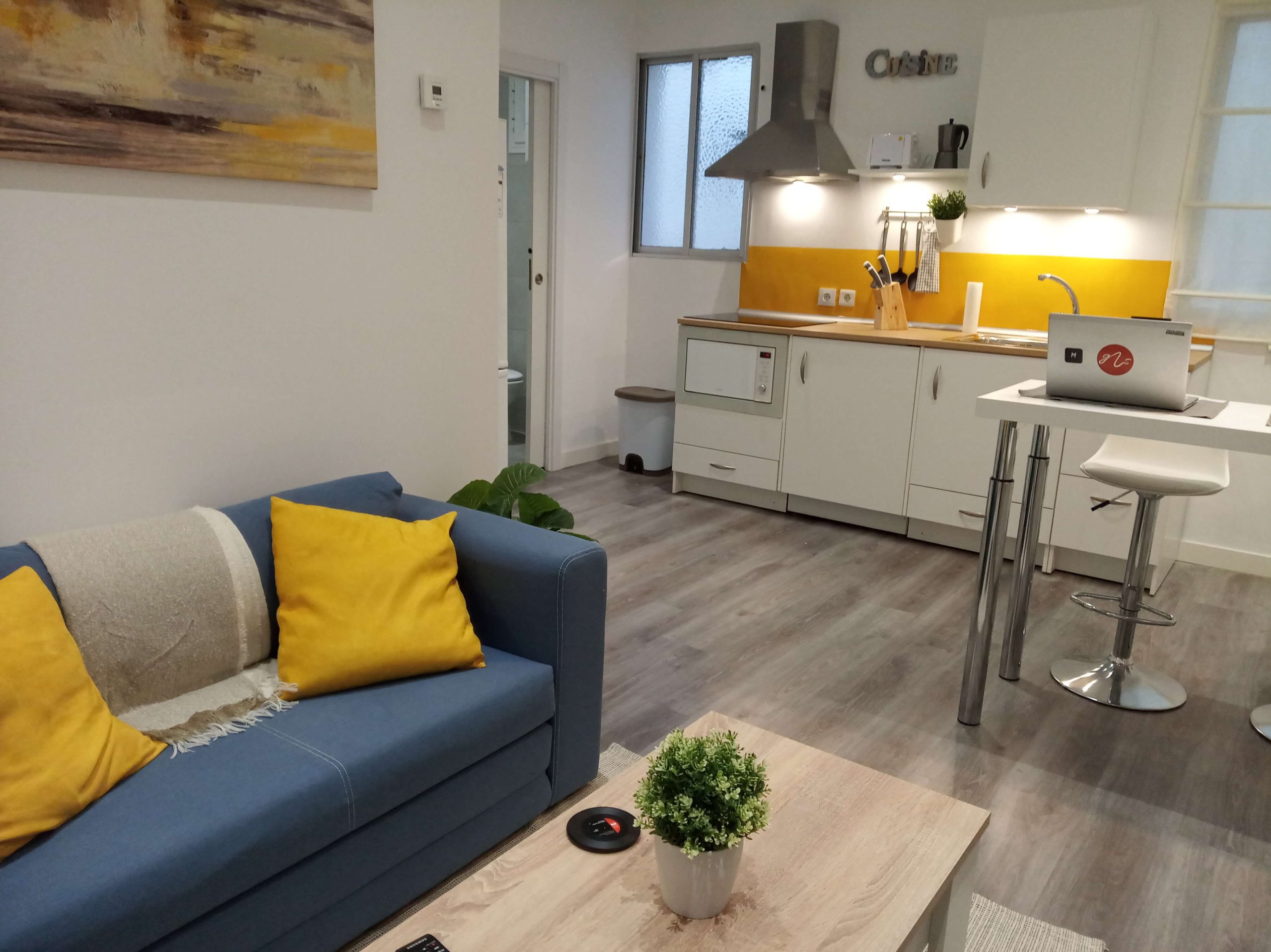 Kitchen apartment in madrid for rent