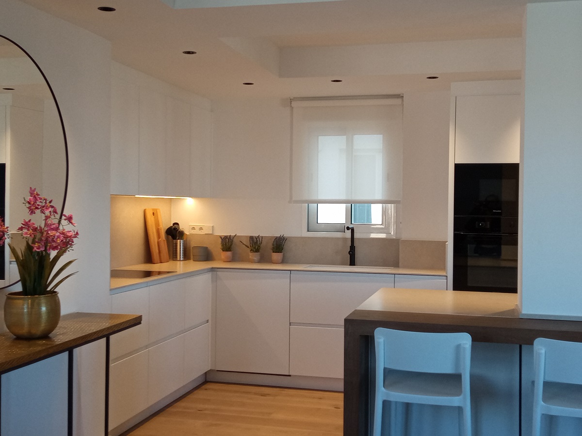 Kitchen apartment for rent in serranos valencia