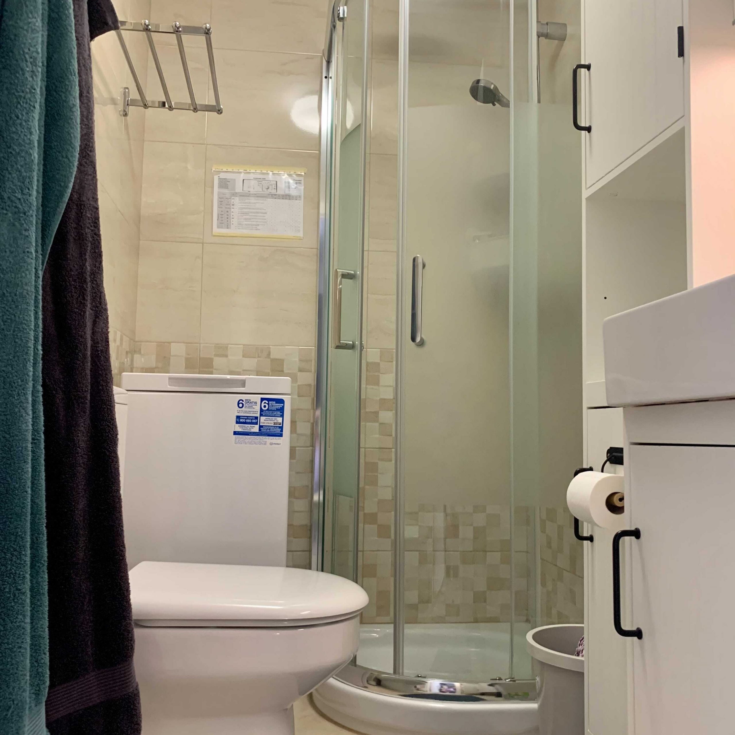 Great furnished apartment for expats in Valencia - Bathroom