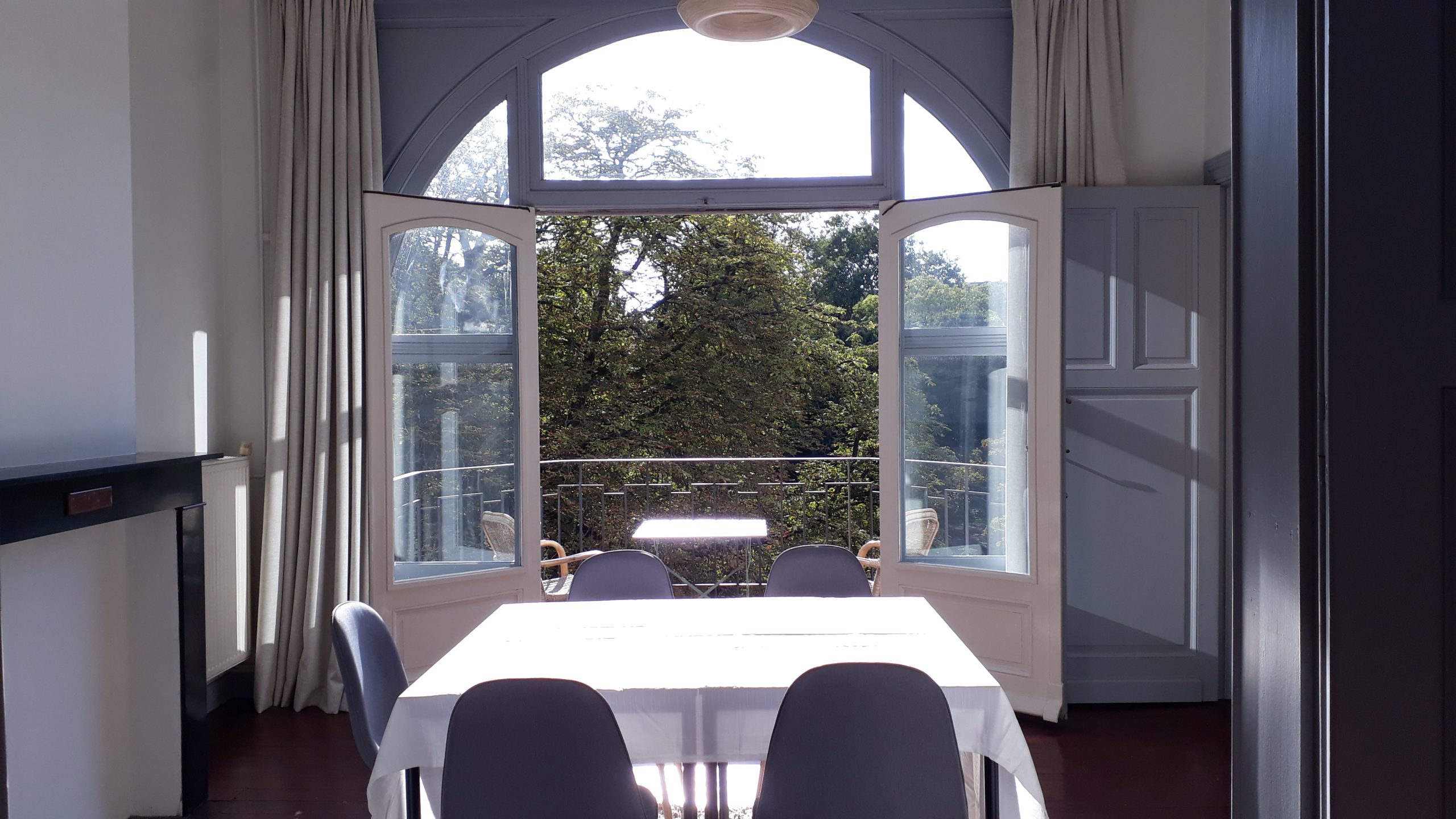 apartment for rent in Ghent -livingroom