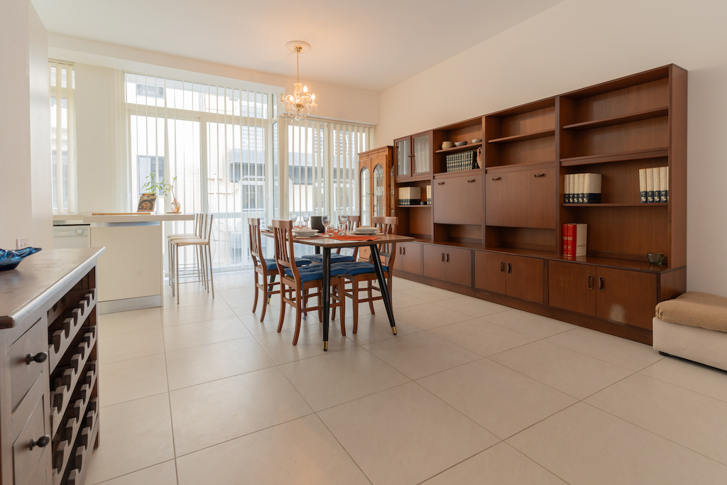 apartment for rent in Malta - living