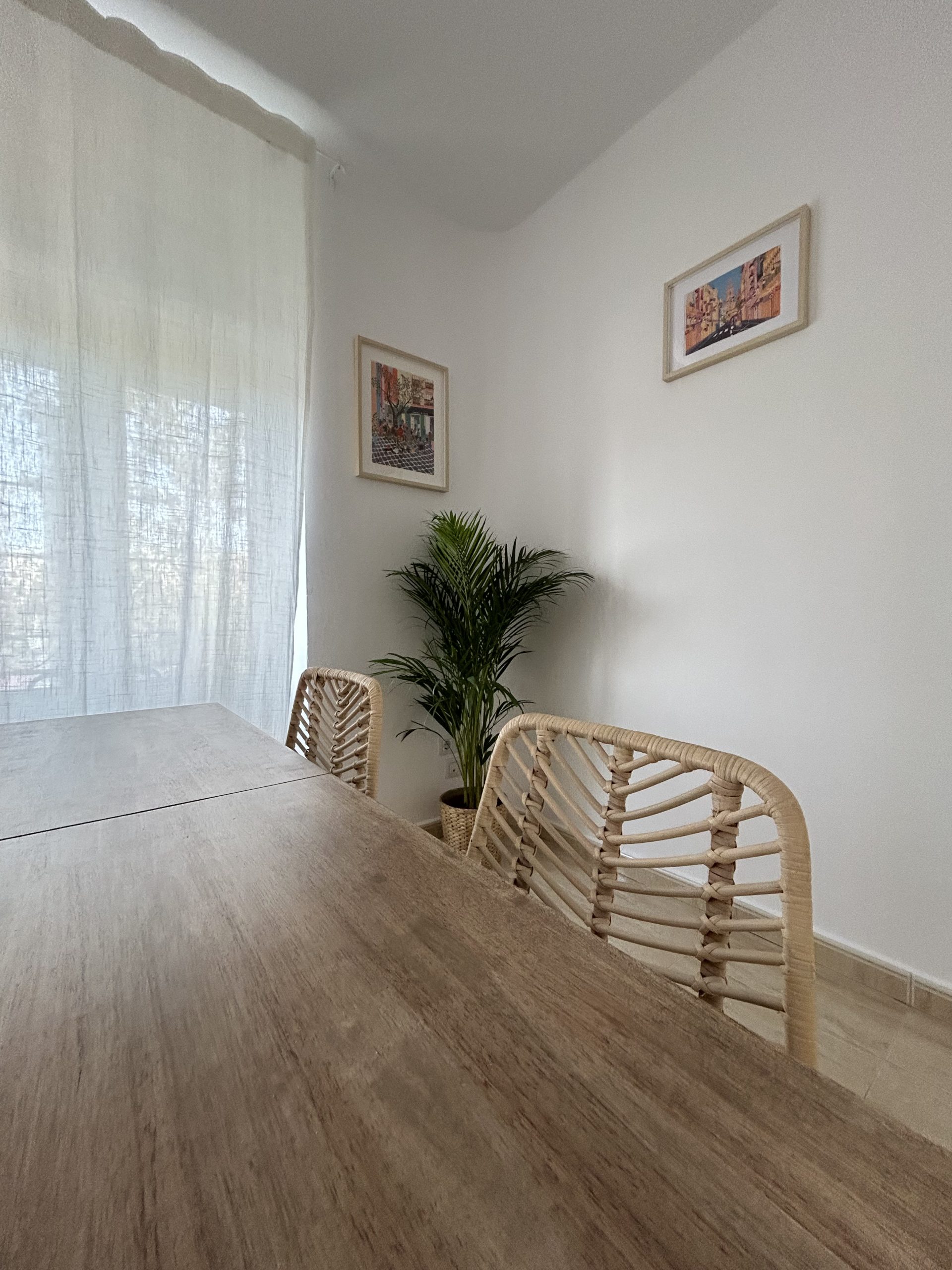 Dining table Guillem 134 - Apartment for rent in Valencia