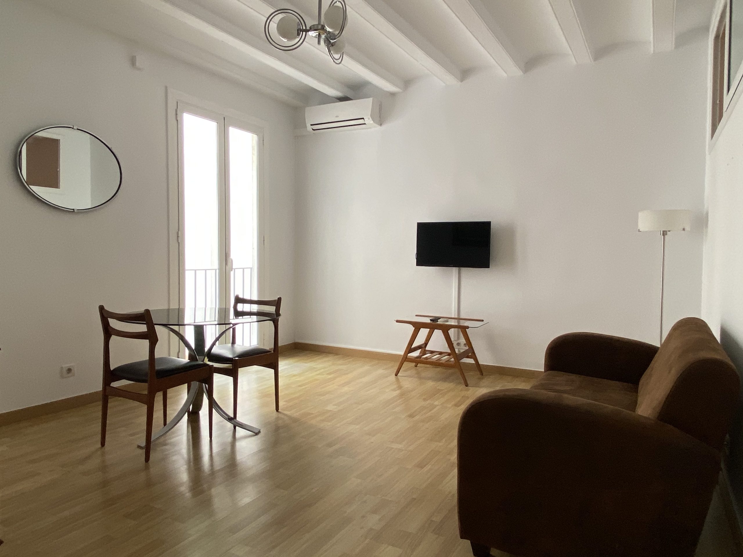 Apartment for expats in Barcelona