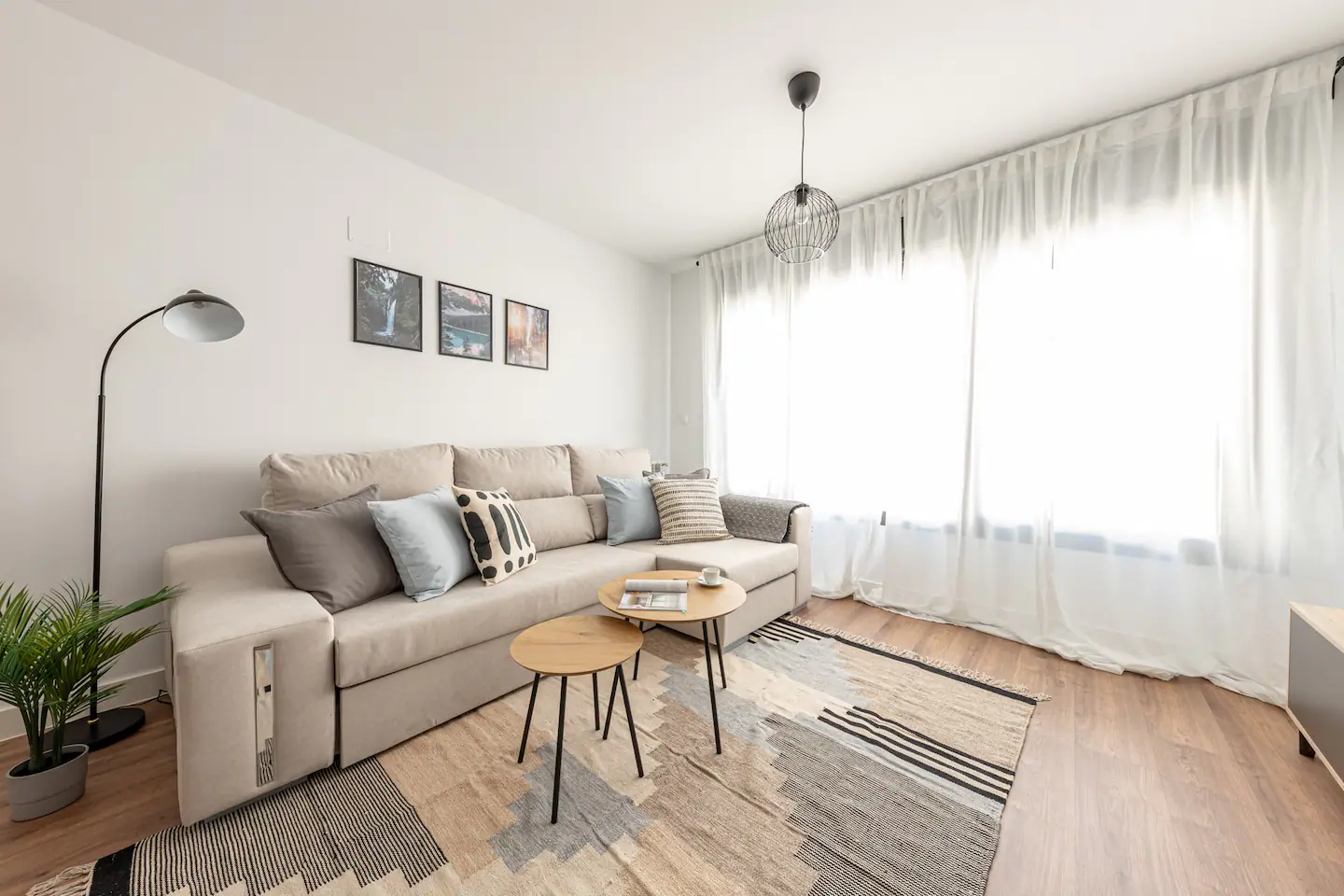 living room Ferenc 5 - Apartment for rent in Madrid 3