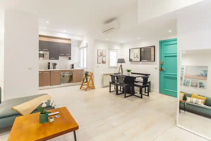 aparment for rent in Madrid - Livingroom