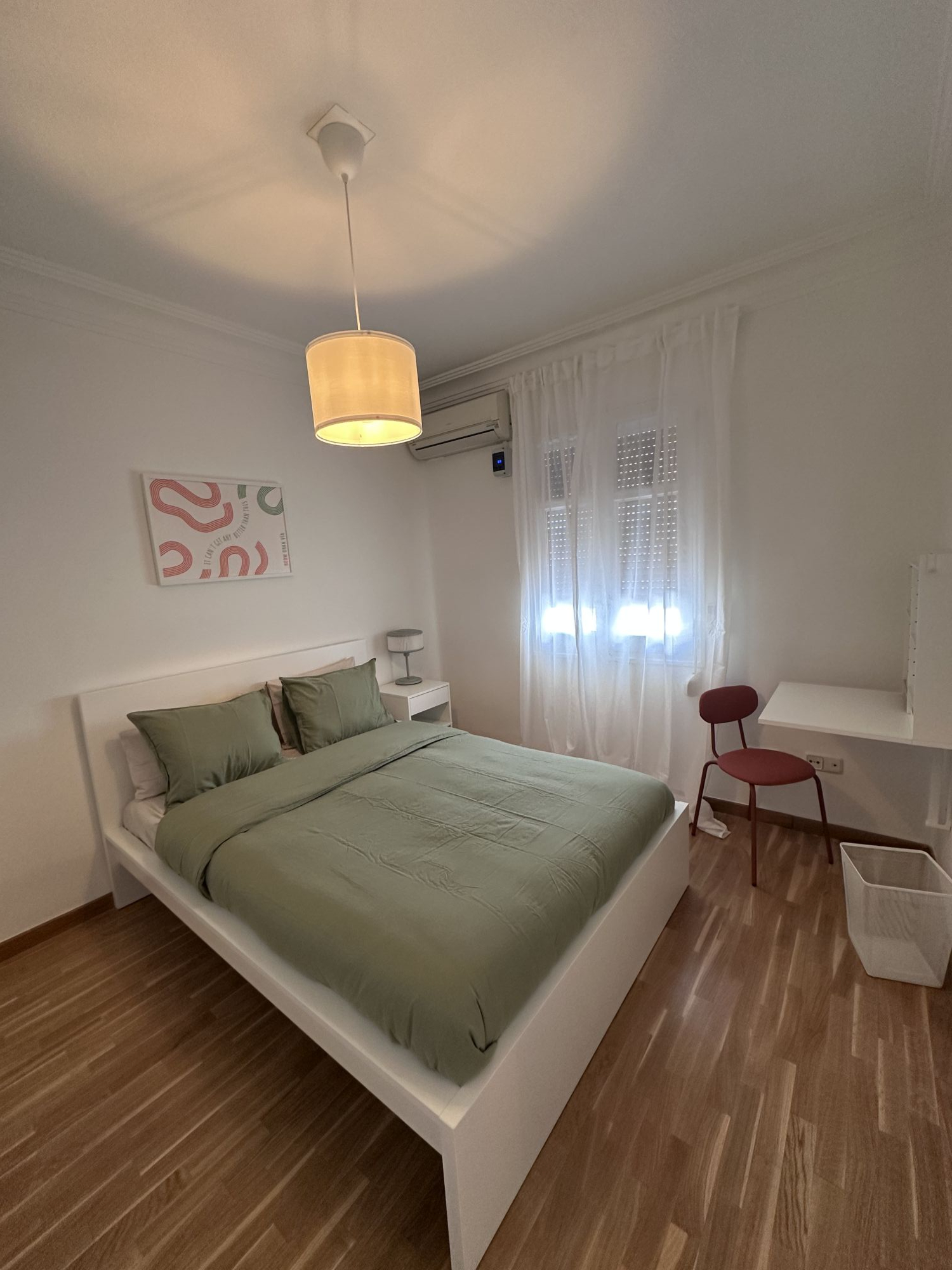 calero gran via cama.jpg