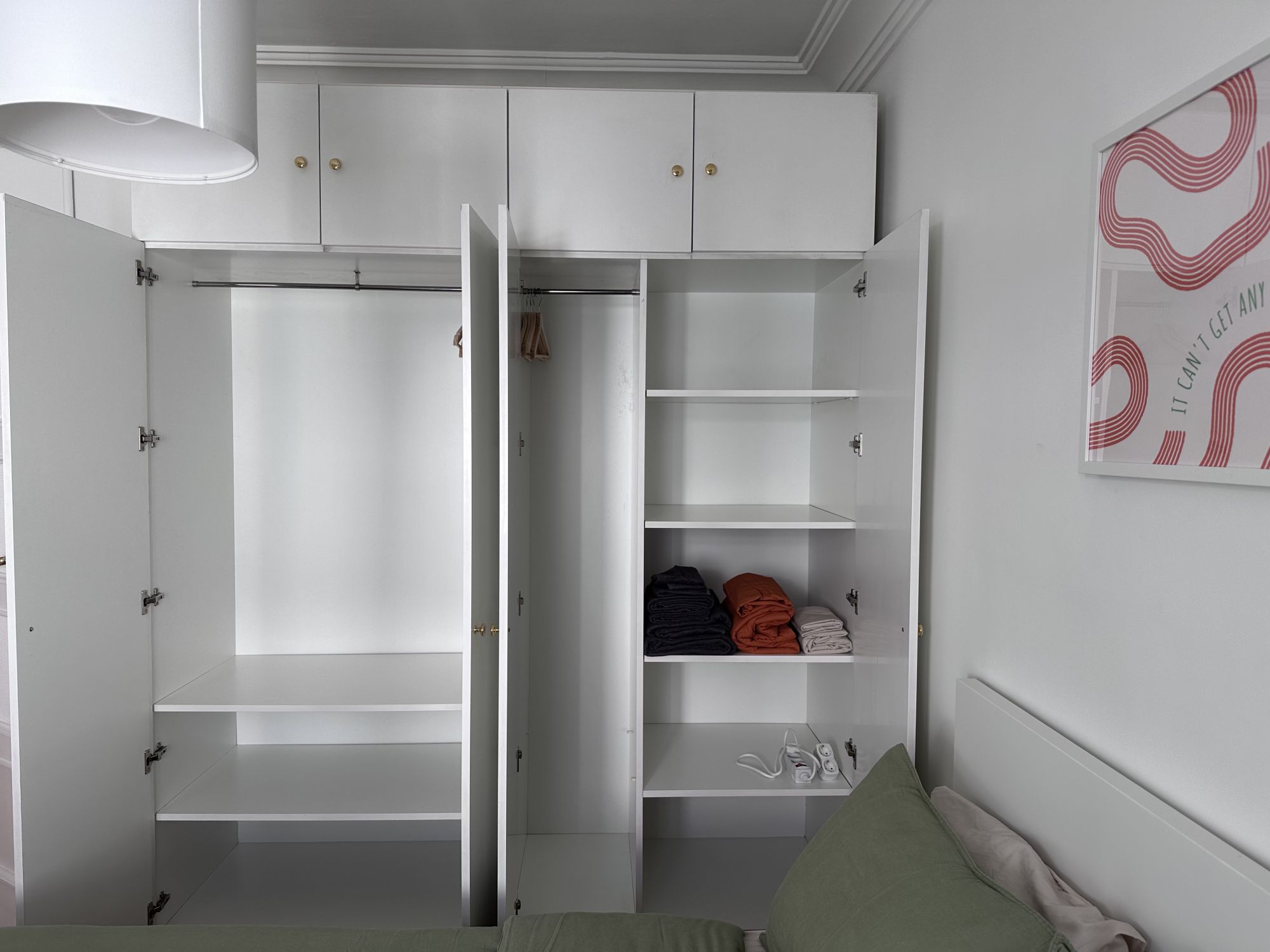 calero gran via armario.jpg