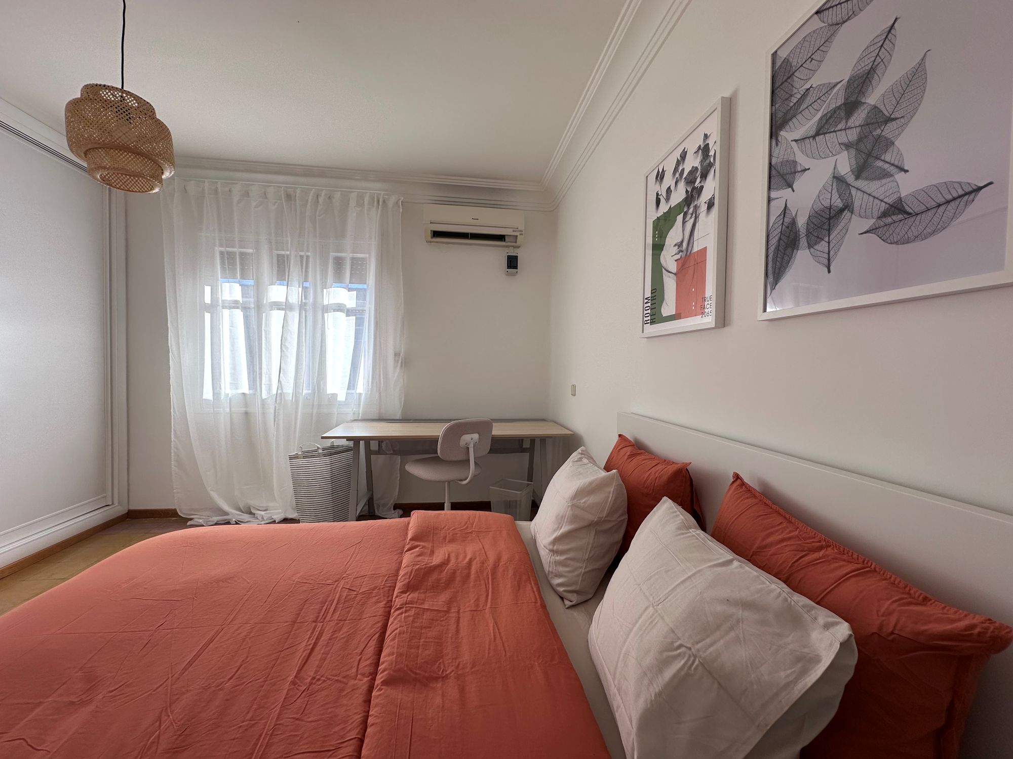 retiro de cama a ventana.jpg