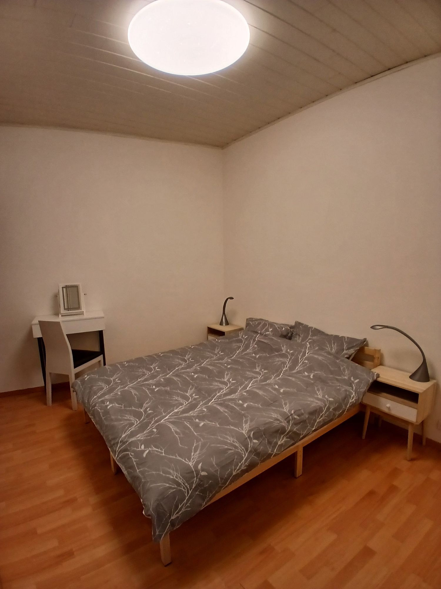 4 DOUBLE BEDROOM .jpg