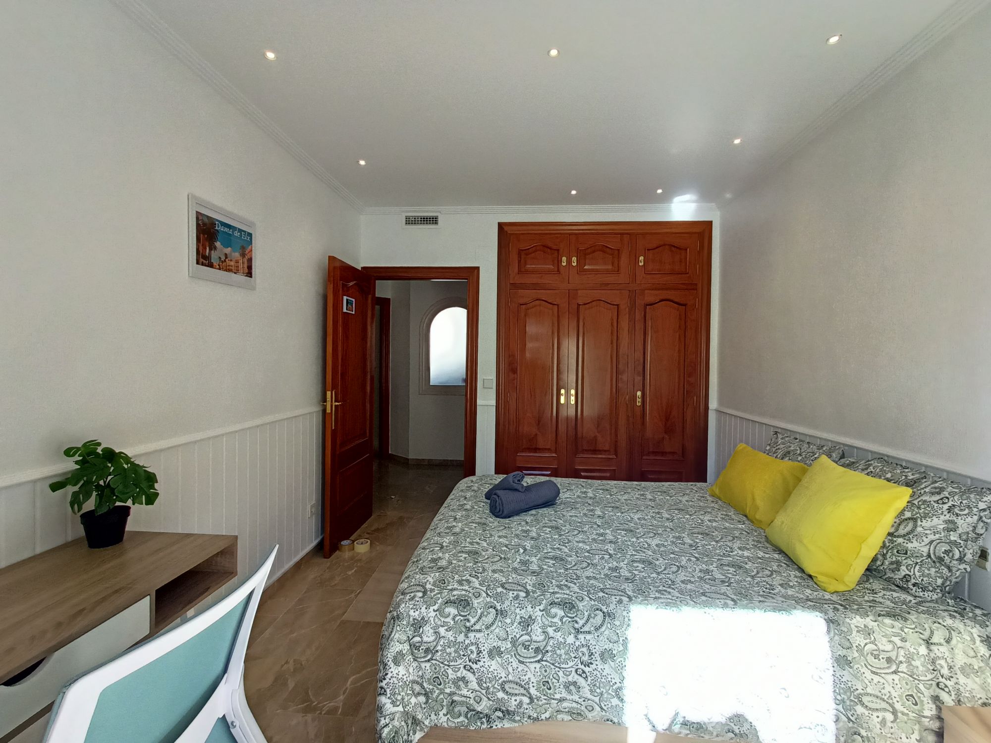 Dama de Elx bedroom.jpg