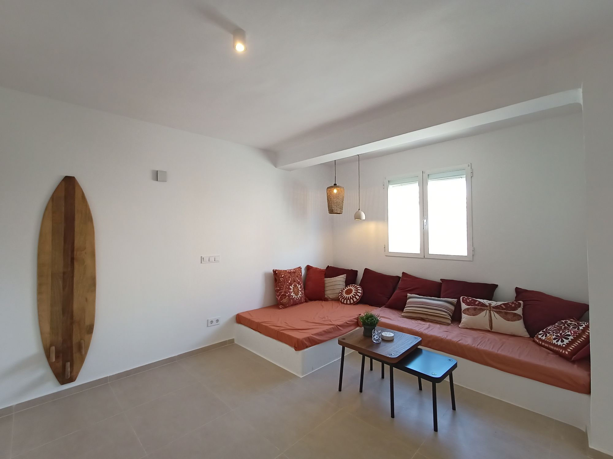 1 livingroom couch.jpg